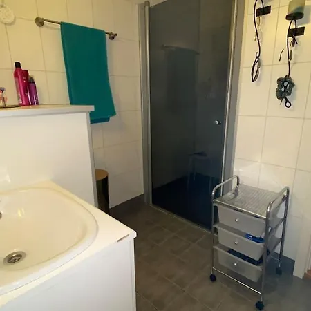 公寓 Cozy Near Center And Nature *