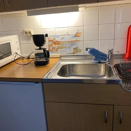 Cozy Near Center And Nature *