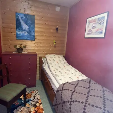 Cozy Near Center And Nature Kristiansund