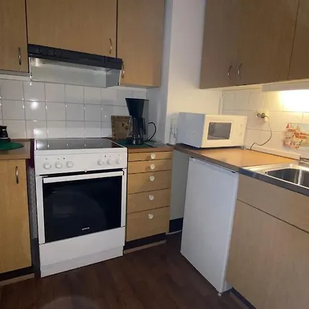 Cozy Near Center And Nature