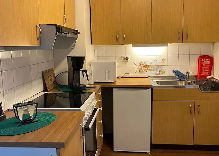 Cozy Near Center And Nature