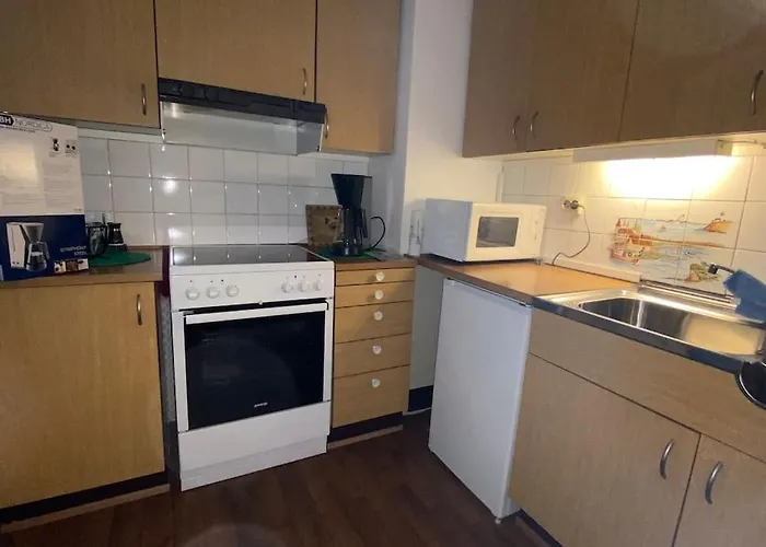 Cozy Near Center And Nature