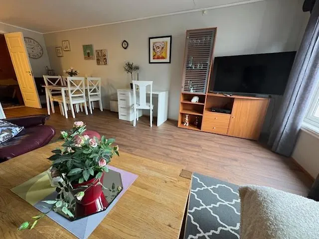 Cozy Near Center And Nature Kristiansund