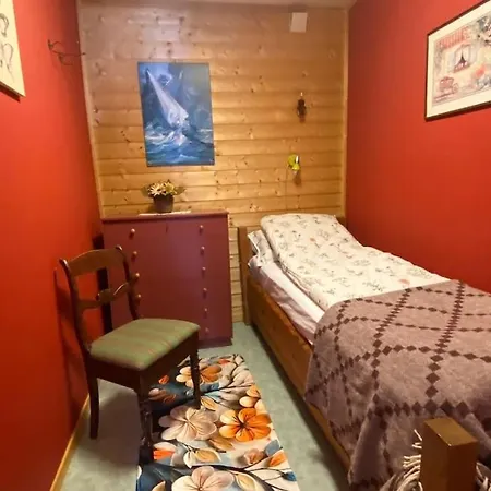 Cozy Near Center And Nature Apartamento Kristiansund